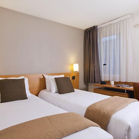 Sejours & Affaires Pantin Charles De Gaulle Aparthotel Exterior photo